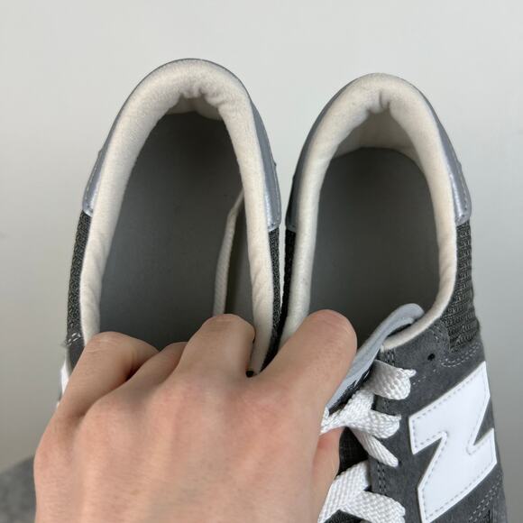 New Balance Men\'s M990GR1 Grey Suede Low Top Sneakers Made in USA (Sz 12)